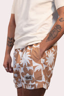 Maillot short de bain pour les adultes homme, surf elements, couleur crème et marron de la marque de vêtements Natif