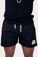 Maillot short de bain pour les adultes homme, rainbow avec son arc-en-ciel, couleur noir de la marque de vêtements Natif