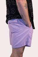 Maillot short de bain pour les adultes homme, good vibes only, couleur violet de la marque de vêtements Natif
