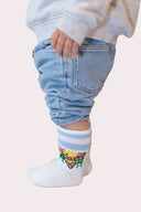 Chaussettes pour enfants Miami de Natif, couleur blanc en coton bio, avec un design rétro vintage.