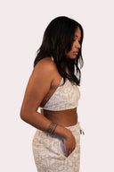 Crop jacquard pour femme, couleur beige, style surf et ethnique avec un confort unique et des good vibes