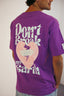 T-shirt violet en coton organique unisexe avec la terre et son pansement