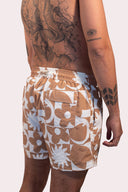 Maillot short de bain pour les adultes homme, surf elements, couleur crème et marron de la marque de vêtements Natif