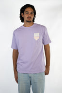 T-shirt de l'île du levant, dans le var, par la marque de vêtements Natif, couleur violet et version unisexe en col rond