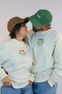 Sweat couleur crème pour homme et femme sur la famille de la marque de vêtement Natif